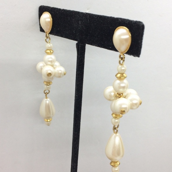 3/$30 VINTAGE 80S RUNWAY FAUX PEARL EARRINGS DROP DANGLE BAUBLE TEARDROP - Picture 11 of 14